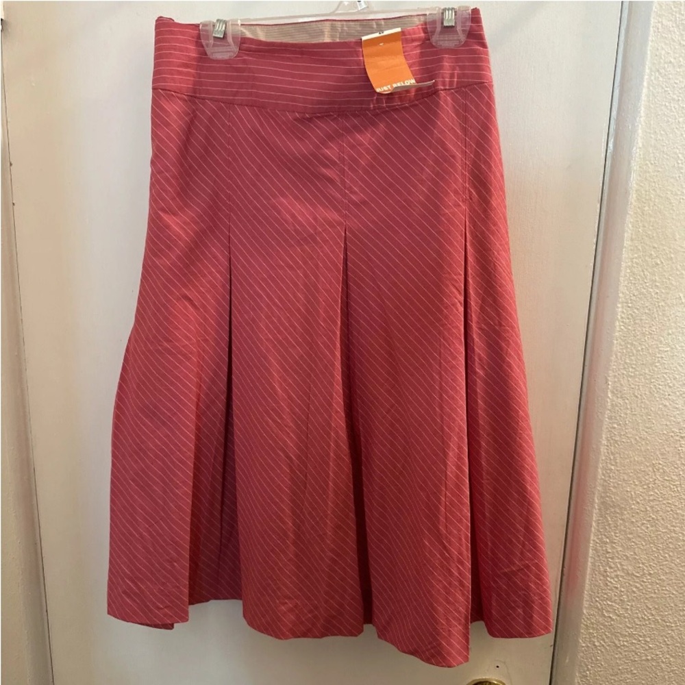 Old navy Skirt size 6